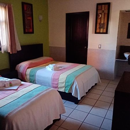 Hotel Real Plaza Ocosingo Buitenkant foto