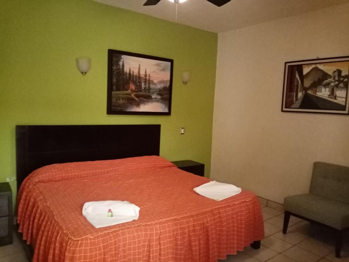 Hotel Real Plaza Ocosingo Buitenkant foto
